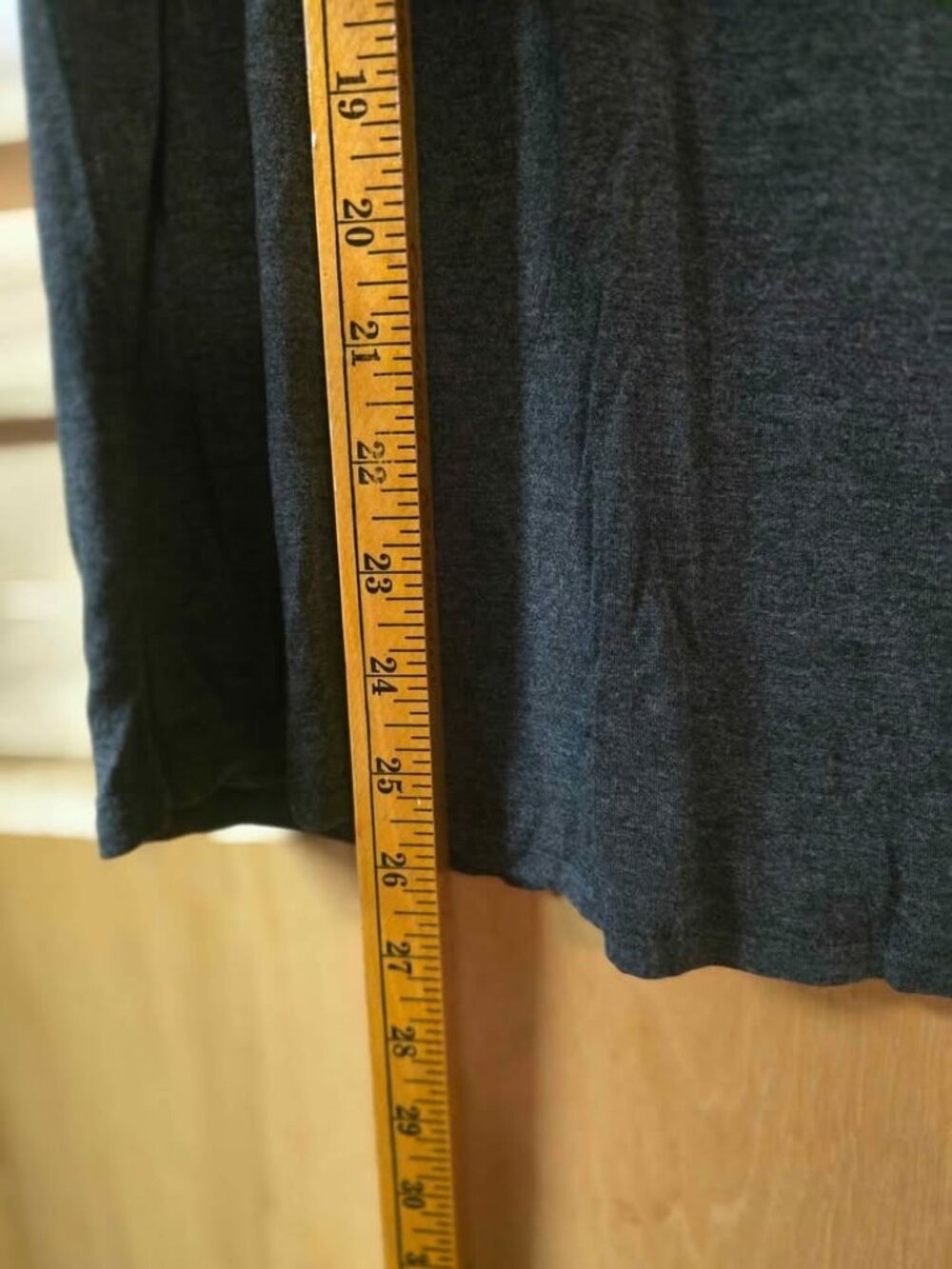 Maurices Women's Sz Large Casual Dark Gray Galaxy Space Solar Short Sleeve Shirt - Picture 6 of 7